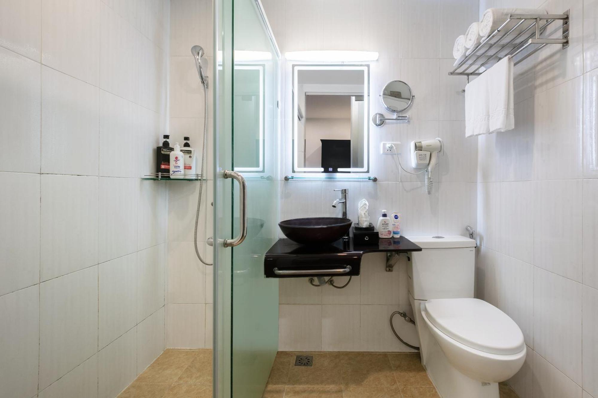 A25 Hotel - 15 Hang Than Ханой Экстерьер фото